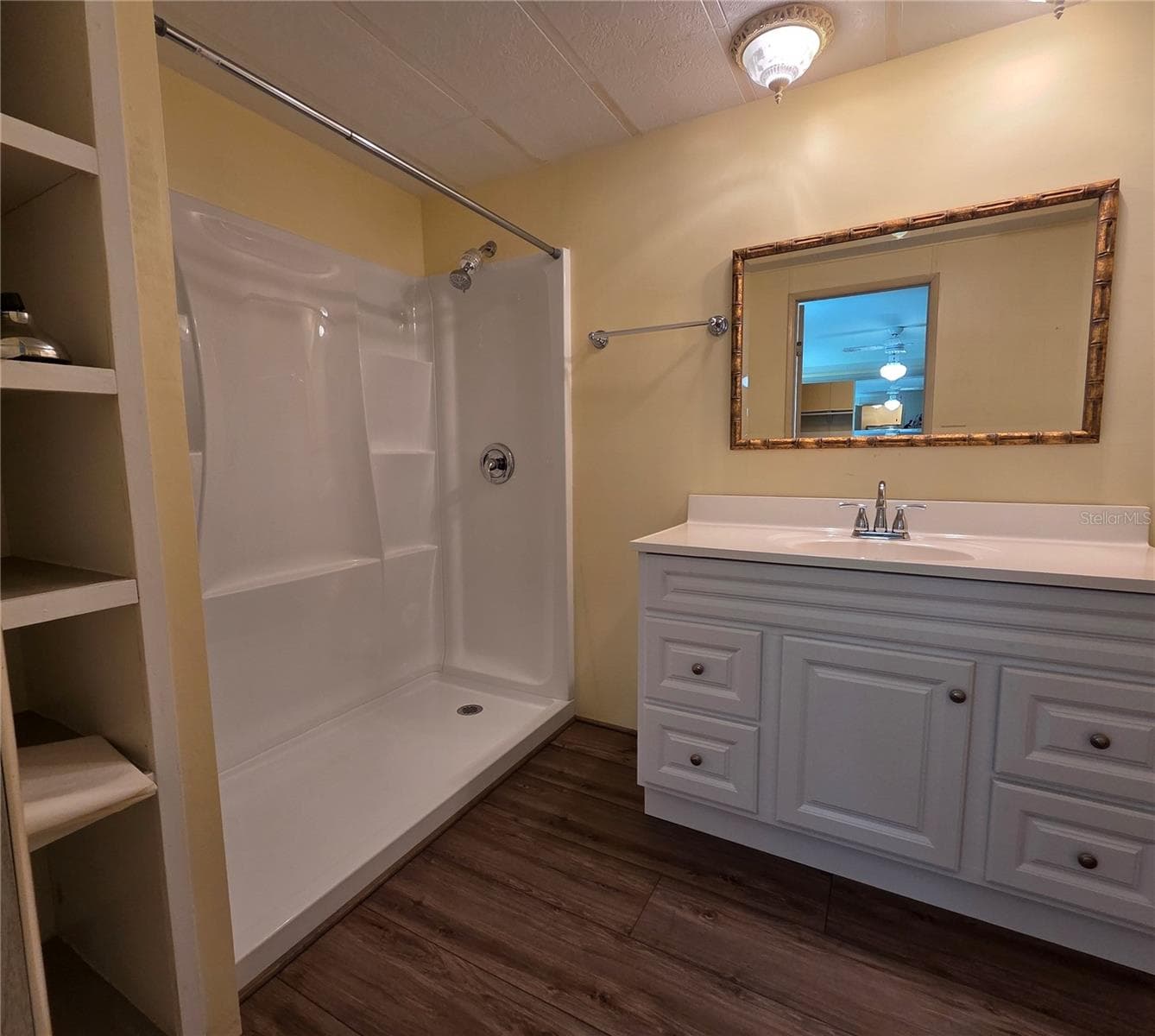 Manufactured Home at 2430 FAIRBLUFF RD #1556, ZELLWOOD, photo 12 of 40