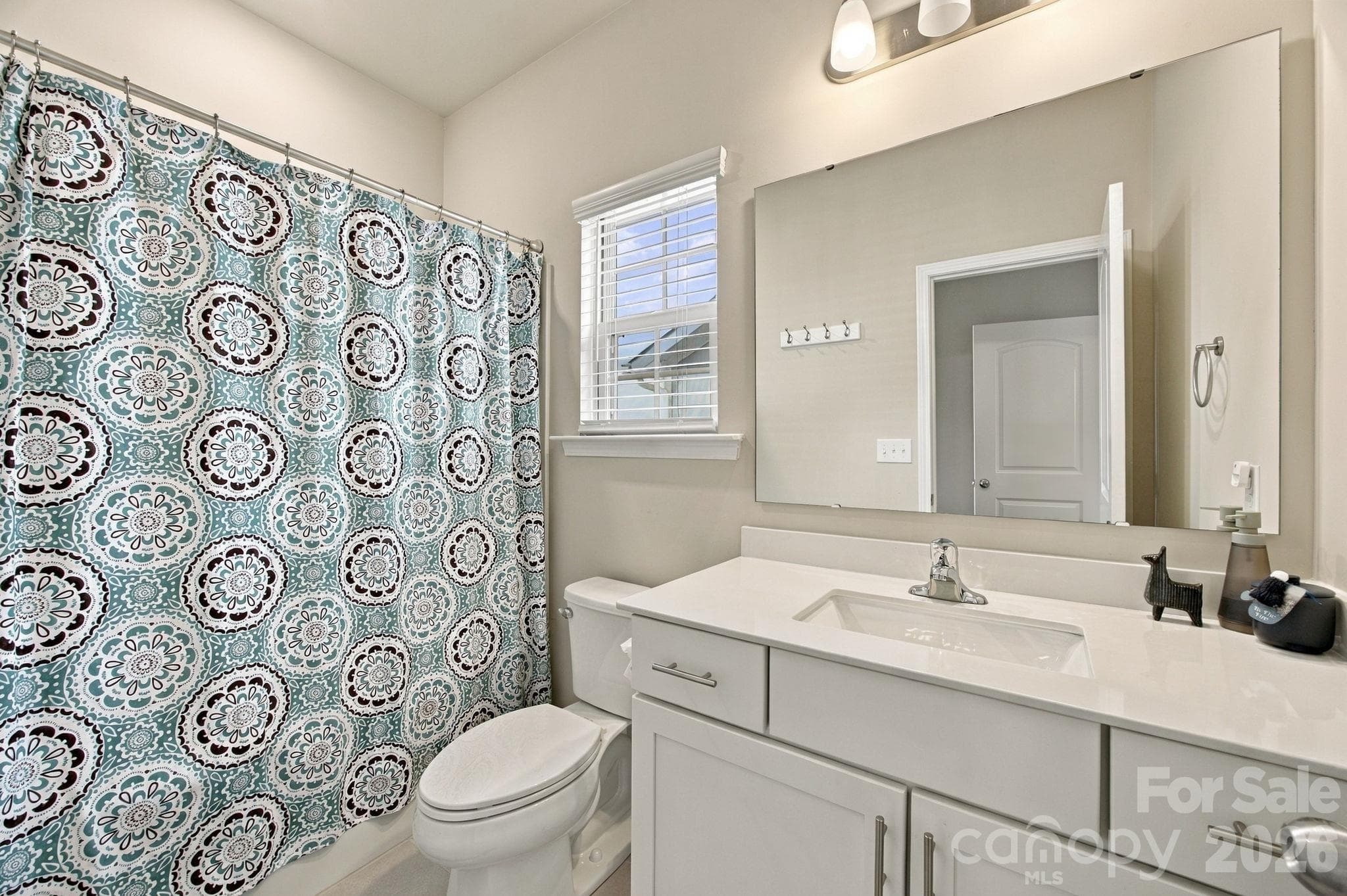 Townhouse at 1021 Doveridge Street, Charlotte, photo 14 of 32