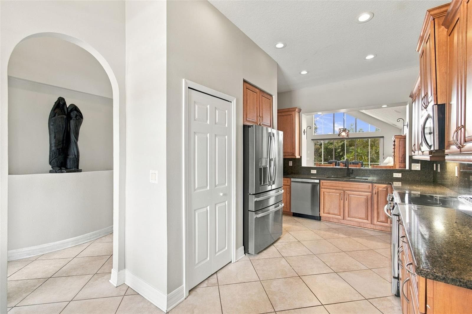 Single Family Residence at 12227 OAK RAMBLE DR, SPRING HILL, photo 13 of 70