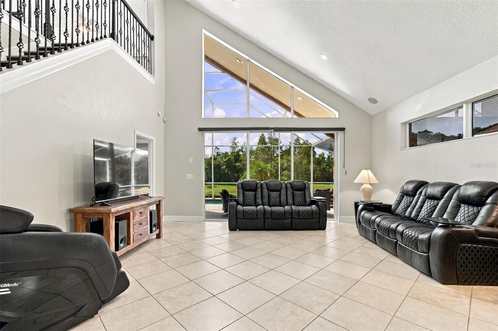 Single Family Residence at 12227 OAK RAMBLE DR, SPRING HILL, photo 16 of 70