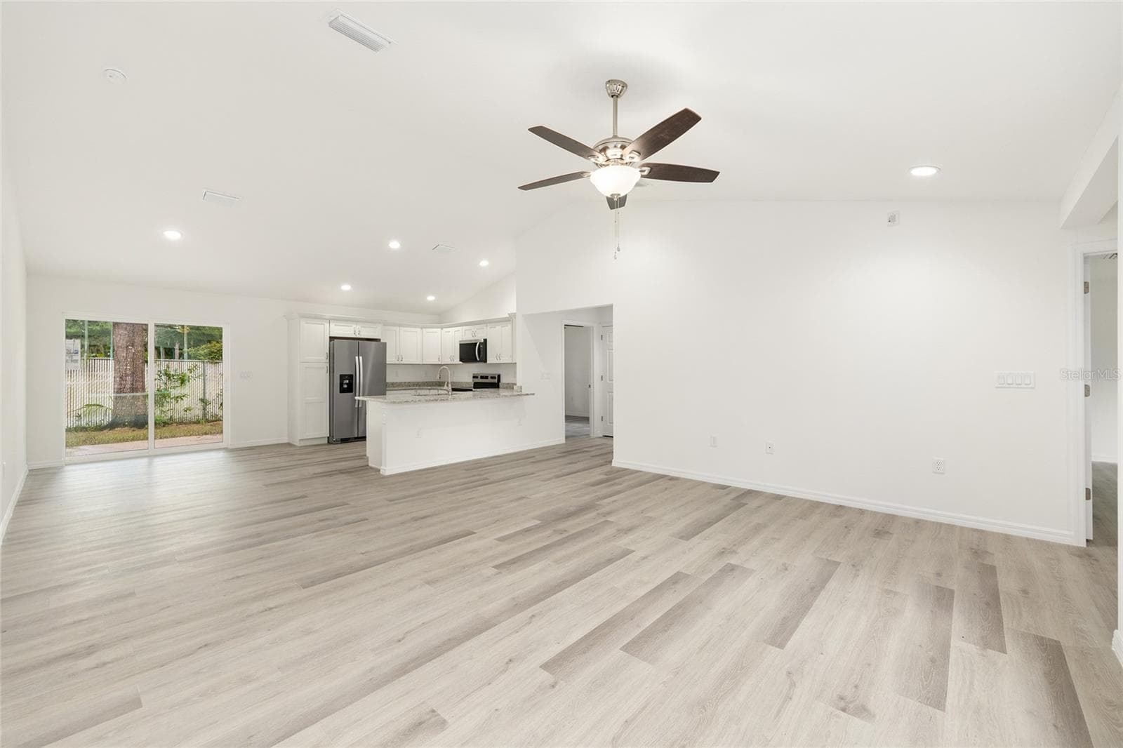 Living Room - 14421 SW 77TH AVE, OCALA