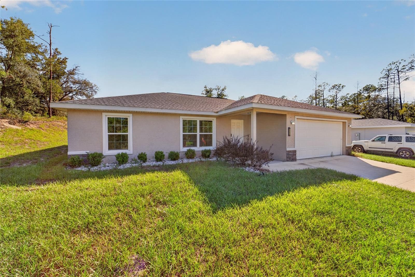 Single Family Residence at 23330 SW MARINE BLVD, DUNNELLON, photo 2 of 46