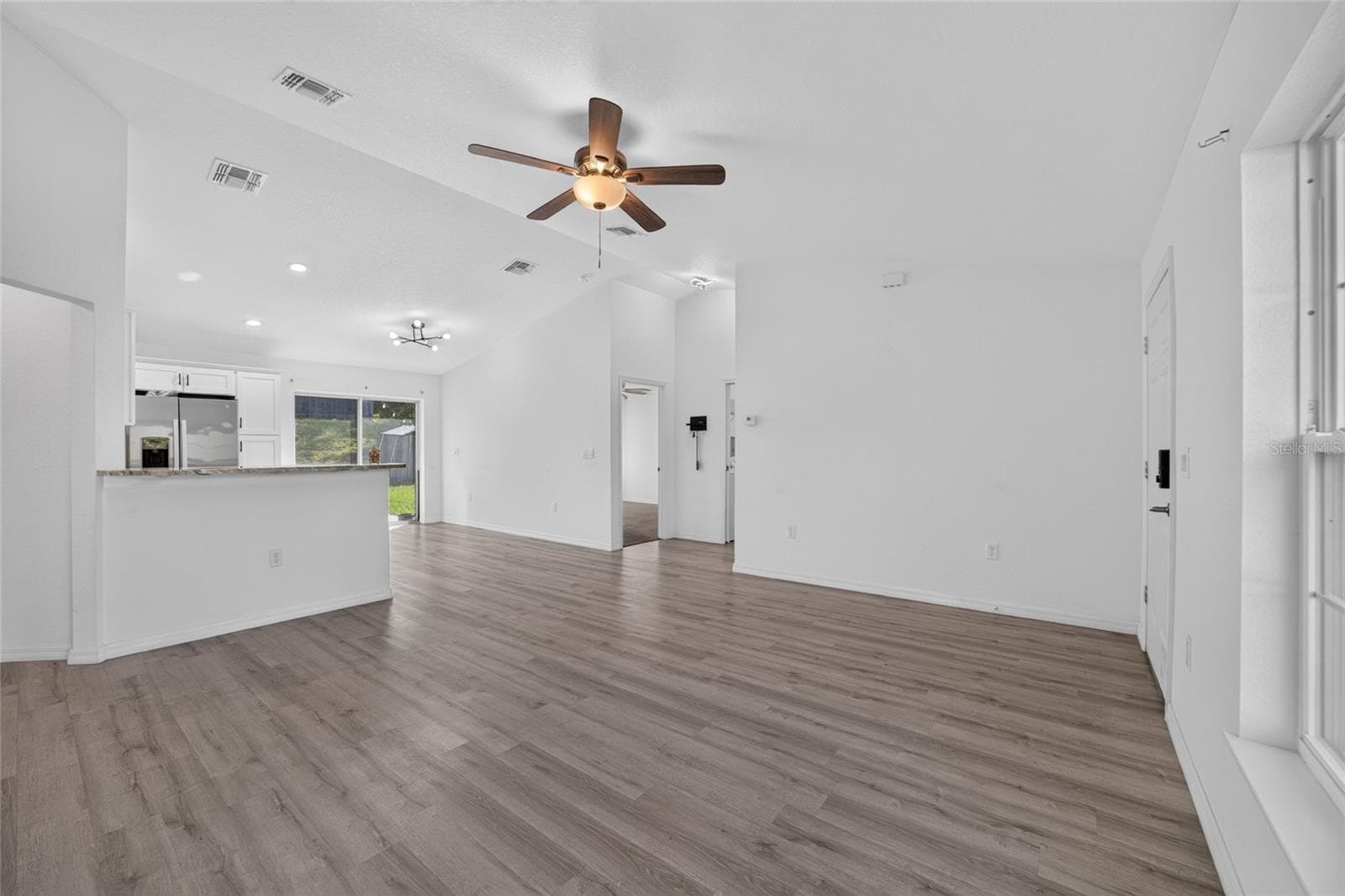 Single Family Residence at 23330 SW MARINE BLVD, DUNNELLON, photo 14 of 46