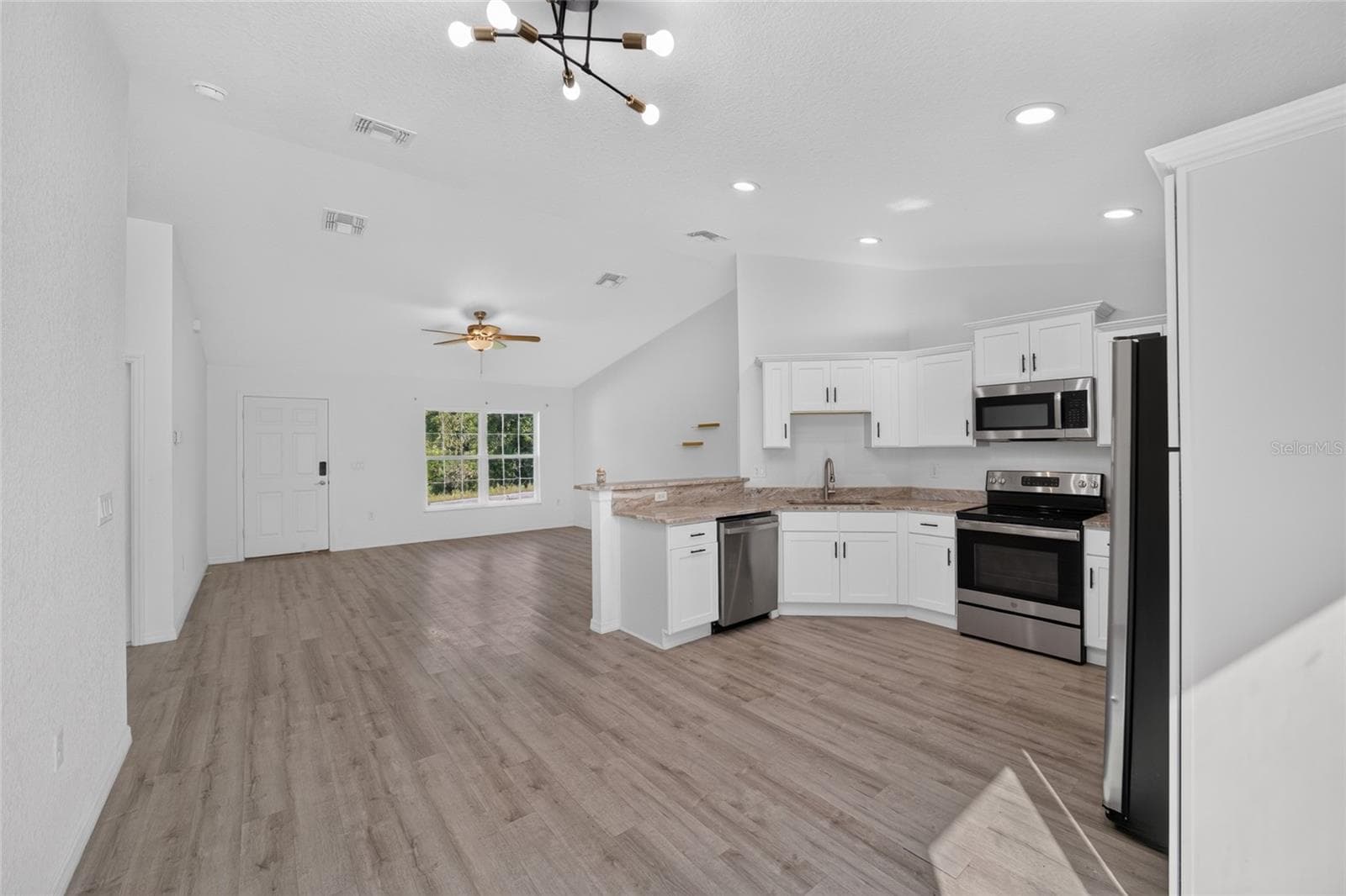 Single Family Residence at 23330 SW MARINE BLVD, DUNNELLON, photo 18 of 46