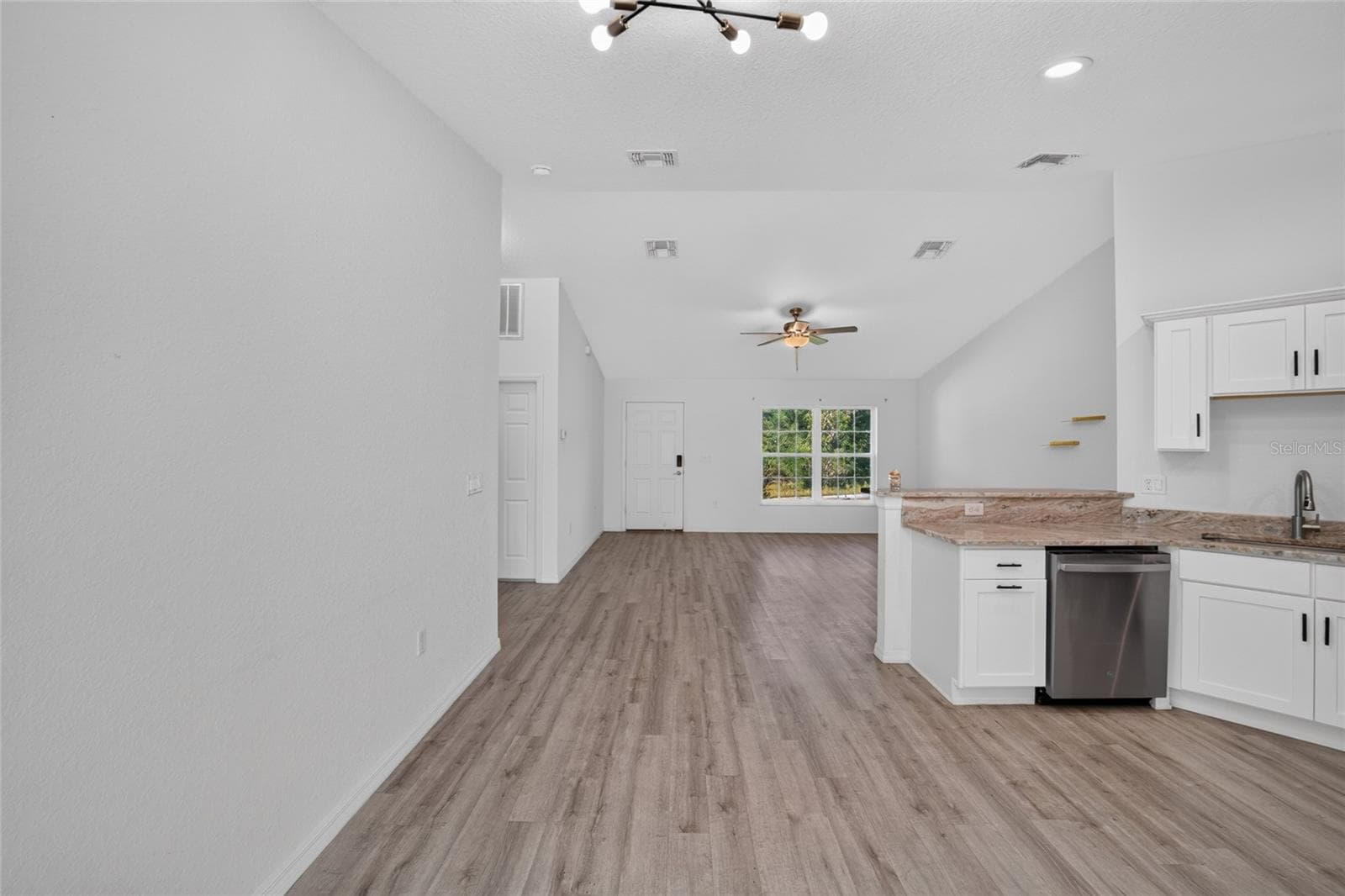 Single Family Residence at 23330 SW MARINE BLVD, DUNNELLON, photo 19 of 46
