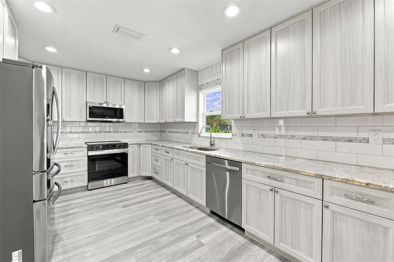 Single Family Residence at 4516 GULFSTREAM DR, HERNANDO BEACH, photo 7 of 35