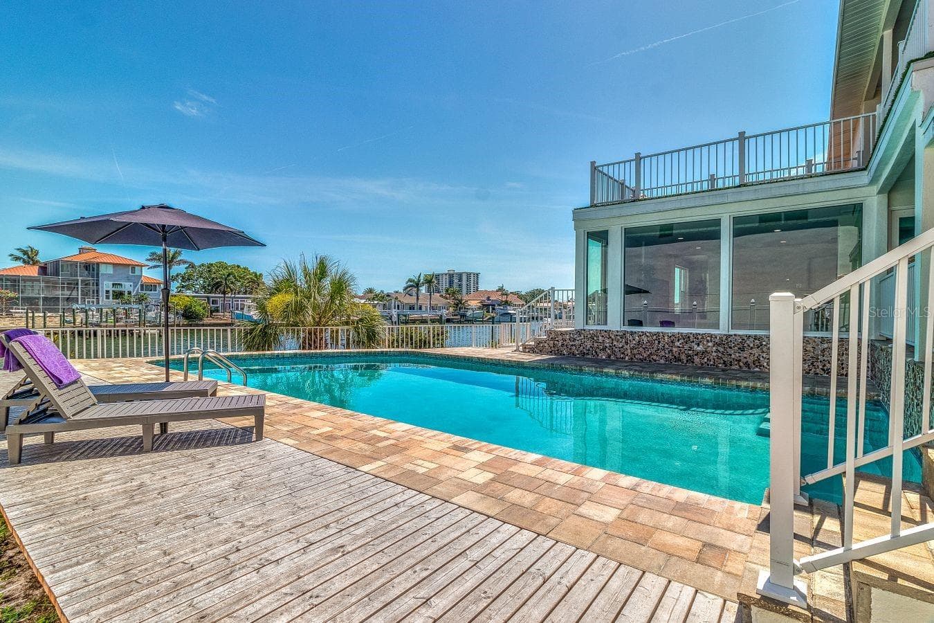 Single Family Residence at 451 PALM IS NE, CLEARWATER BEACH, photo 30 of 39