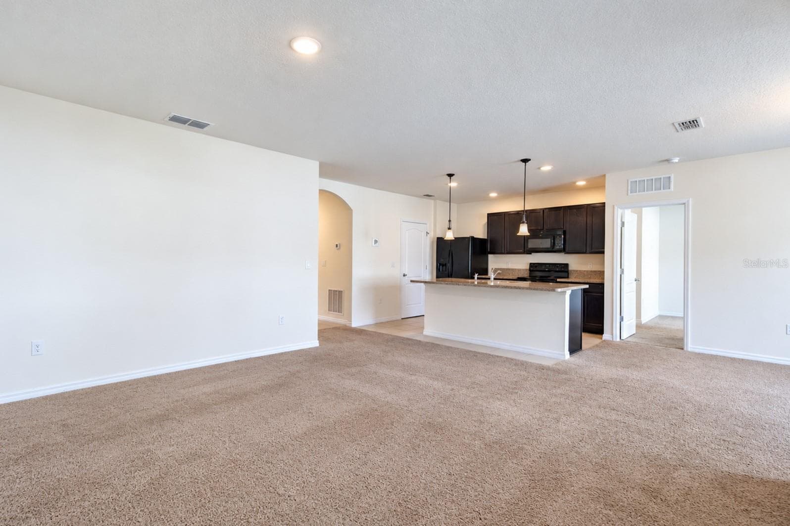 Single Family Residence at 1895 CASSIDY KNOLL DR, KISSIMMEE, photo 13 of 36
