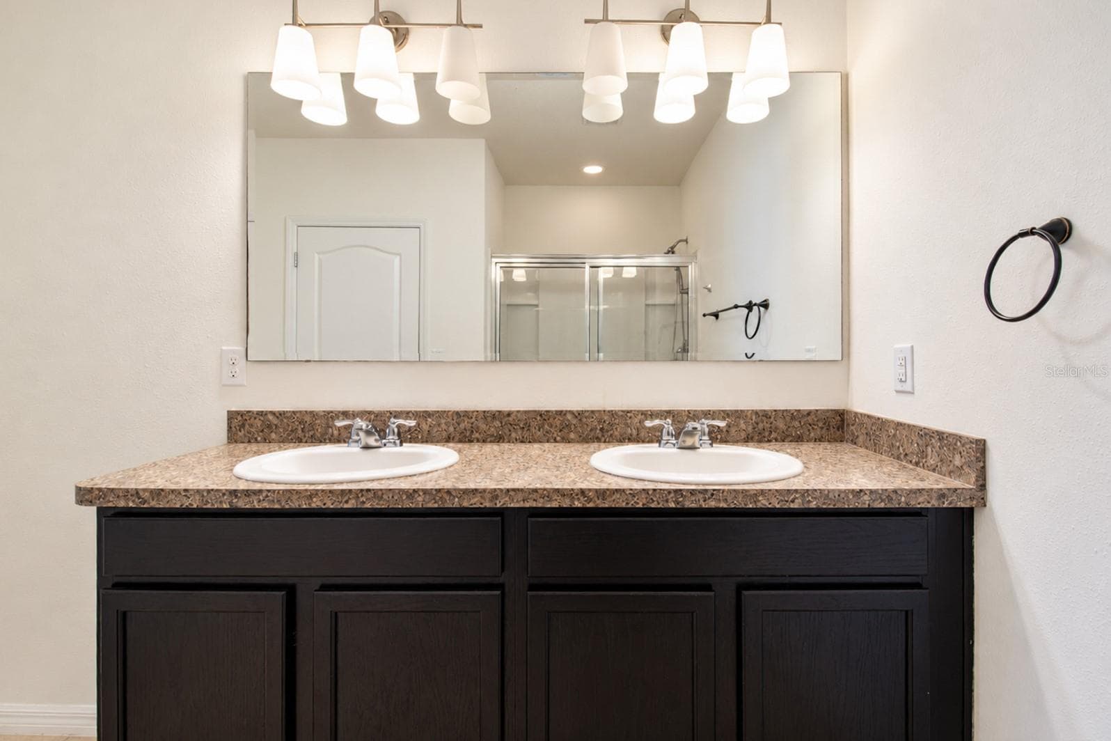 Single Family Residence at 1895 CASSIDY KNOLL DR, KISSIMMEE, photo 22 of 36