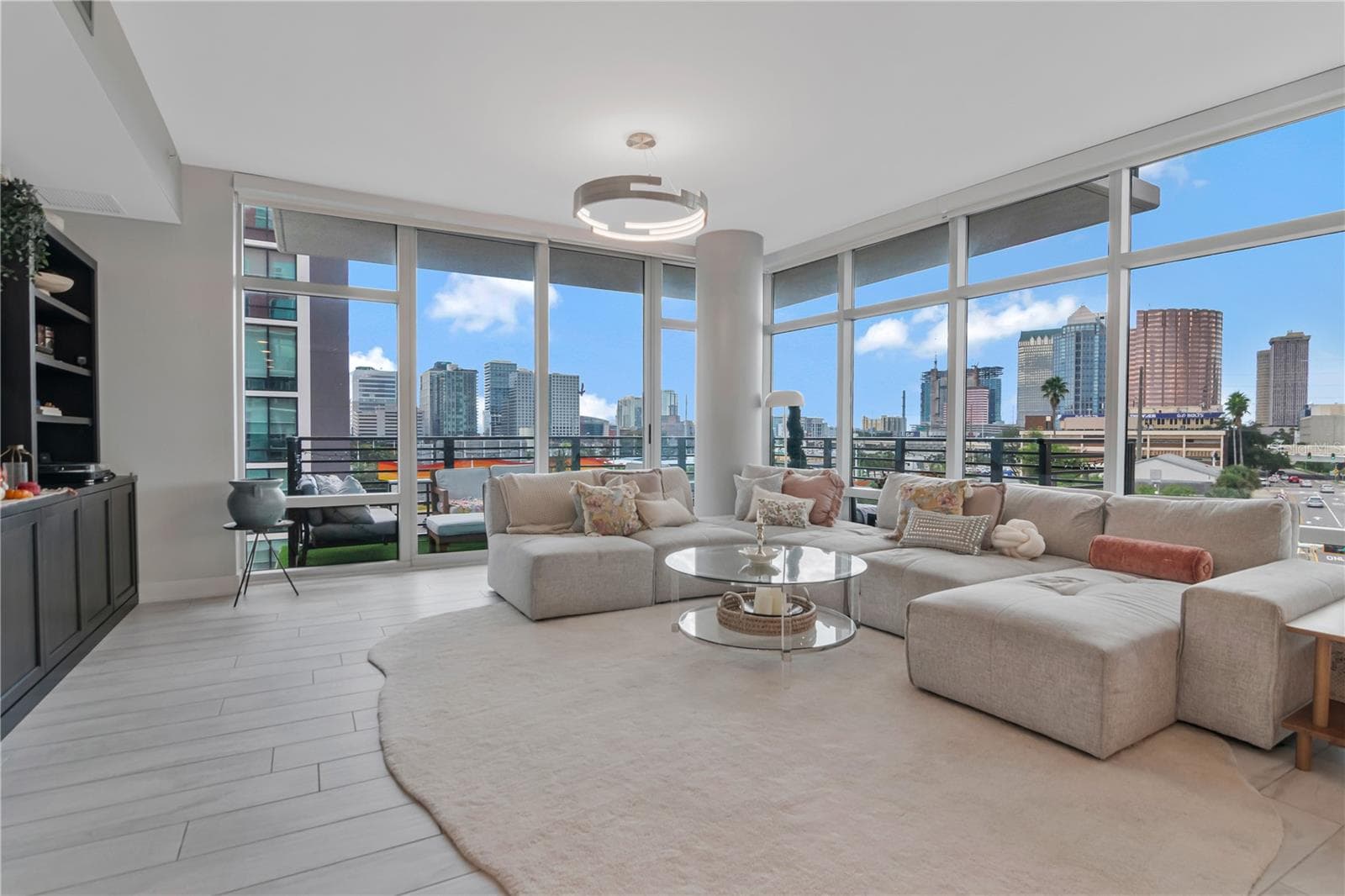 Condominium at 1120 E KENNEDY BLVD #419, TAMPA, photo 12 of 55