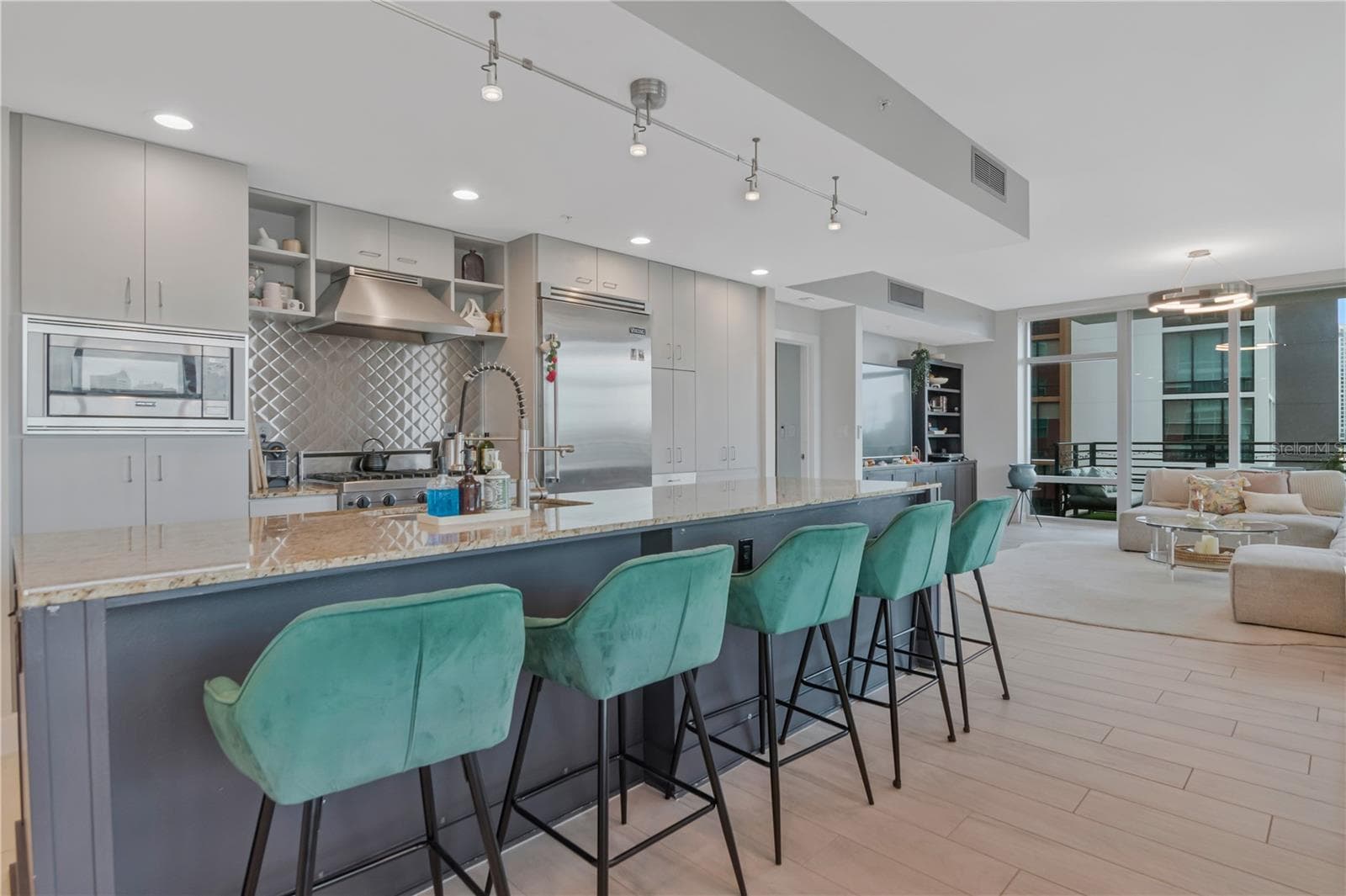 Condominium at 1120 E KENNEDY BLVD #419, TAMPA, photo 20 of 55
