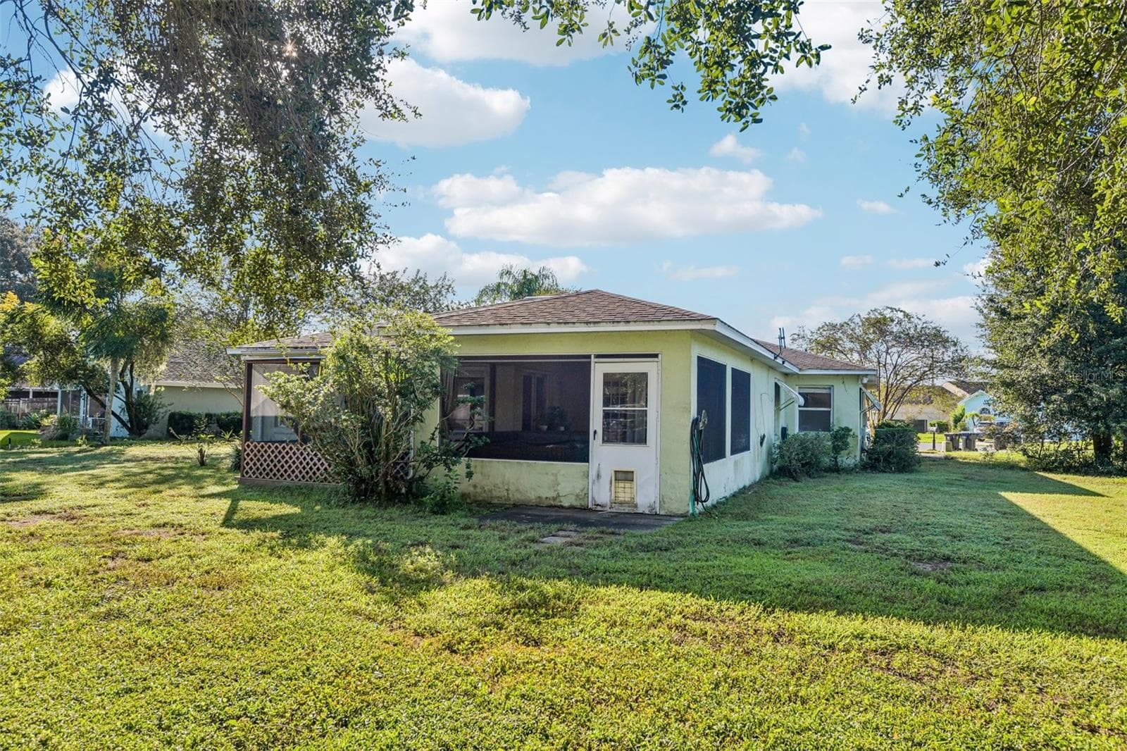 Single Family Residence at 2108 GLEN HEIGHTS PL, LAKELAND, photo 43 of 55