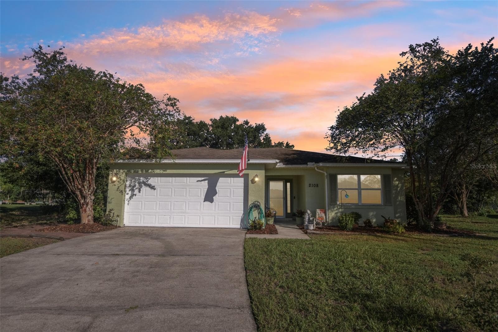 Single Family Residence at 2108 GLEN HEIGHTS PL, LAKELAND, photo 55 of 55