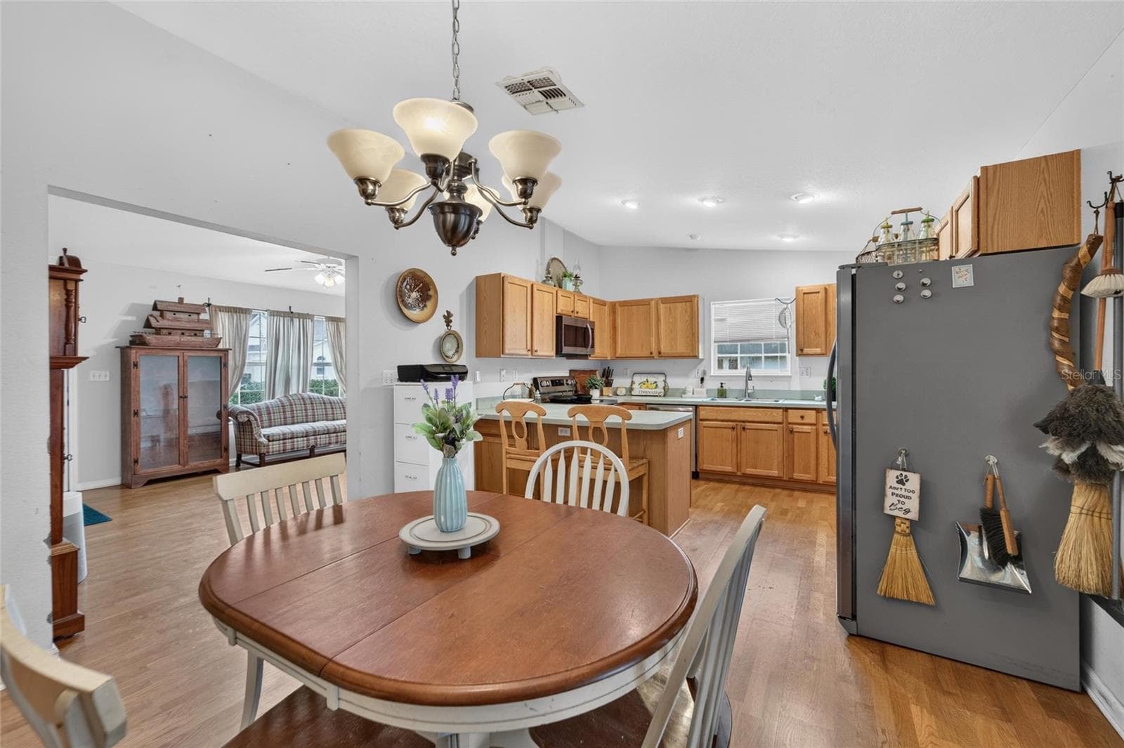 Single Family Residence at 14231 REESE DR, LAKE WALES, photo 9 of 87