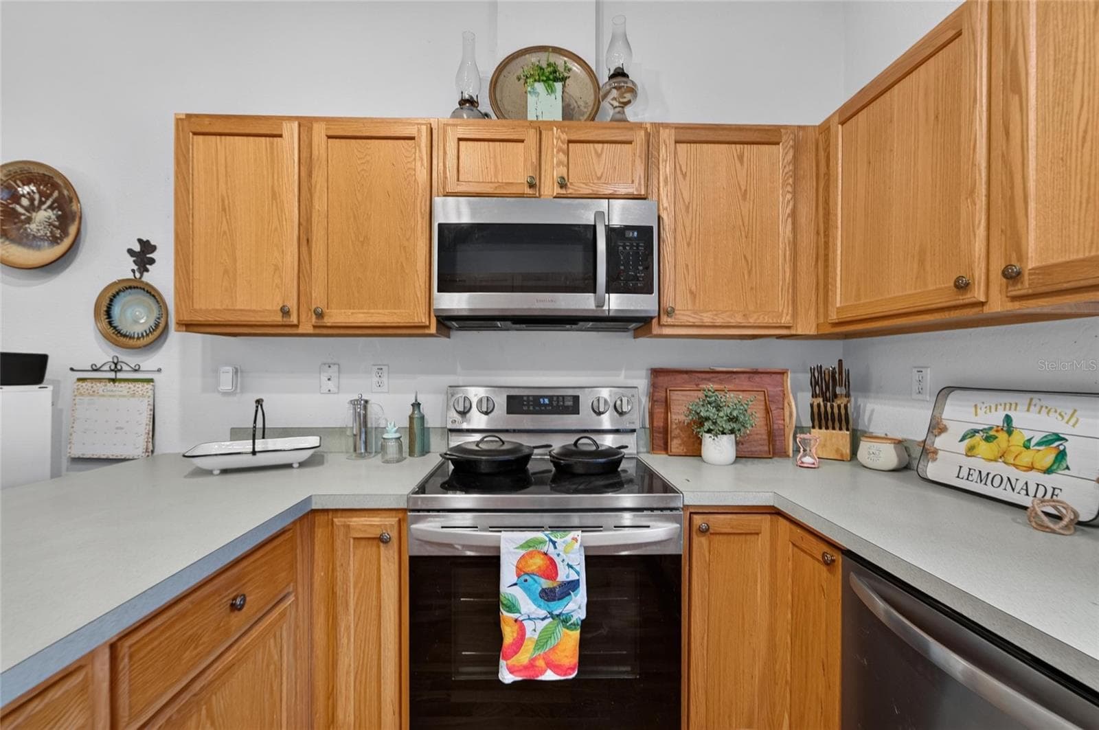 Single Family Residence at 14231 REESE DR, LAKE WALES, photo 13 of 87