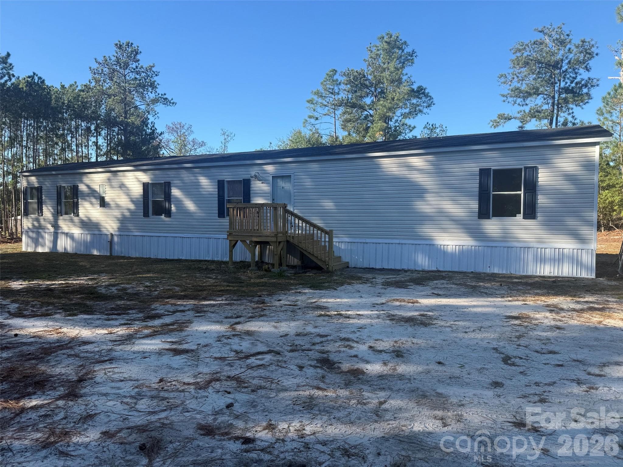 Single Family Residence at 307 Rustling Oaks Road, Kershaw, photo 2 of 8