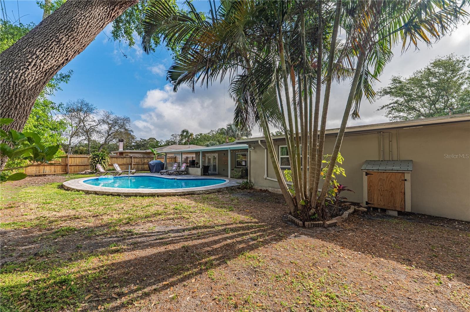 Single Family Residence at 1462 MORROW DR, CLEARWATER, photo 72 of 74