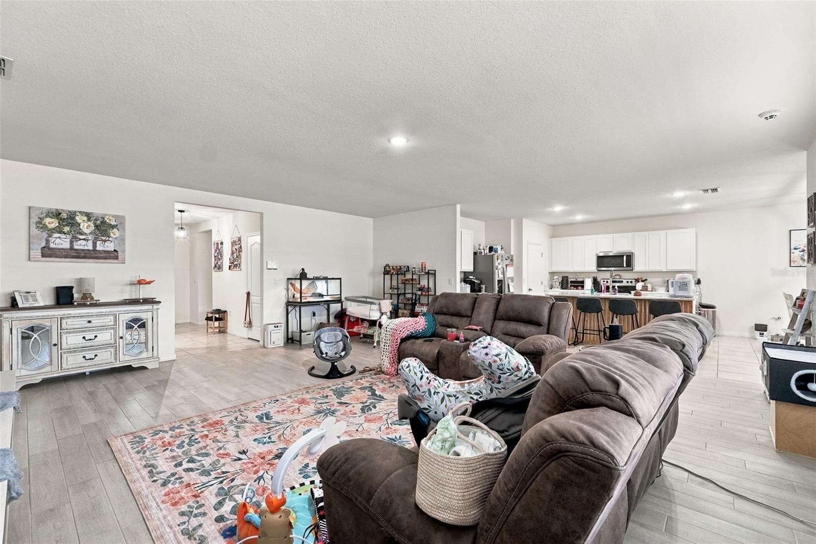 Single Family Residence at 750 AUBURN GROVE CT, AUBURNDALE, photo 6 of 18
