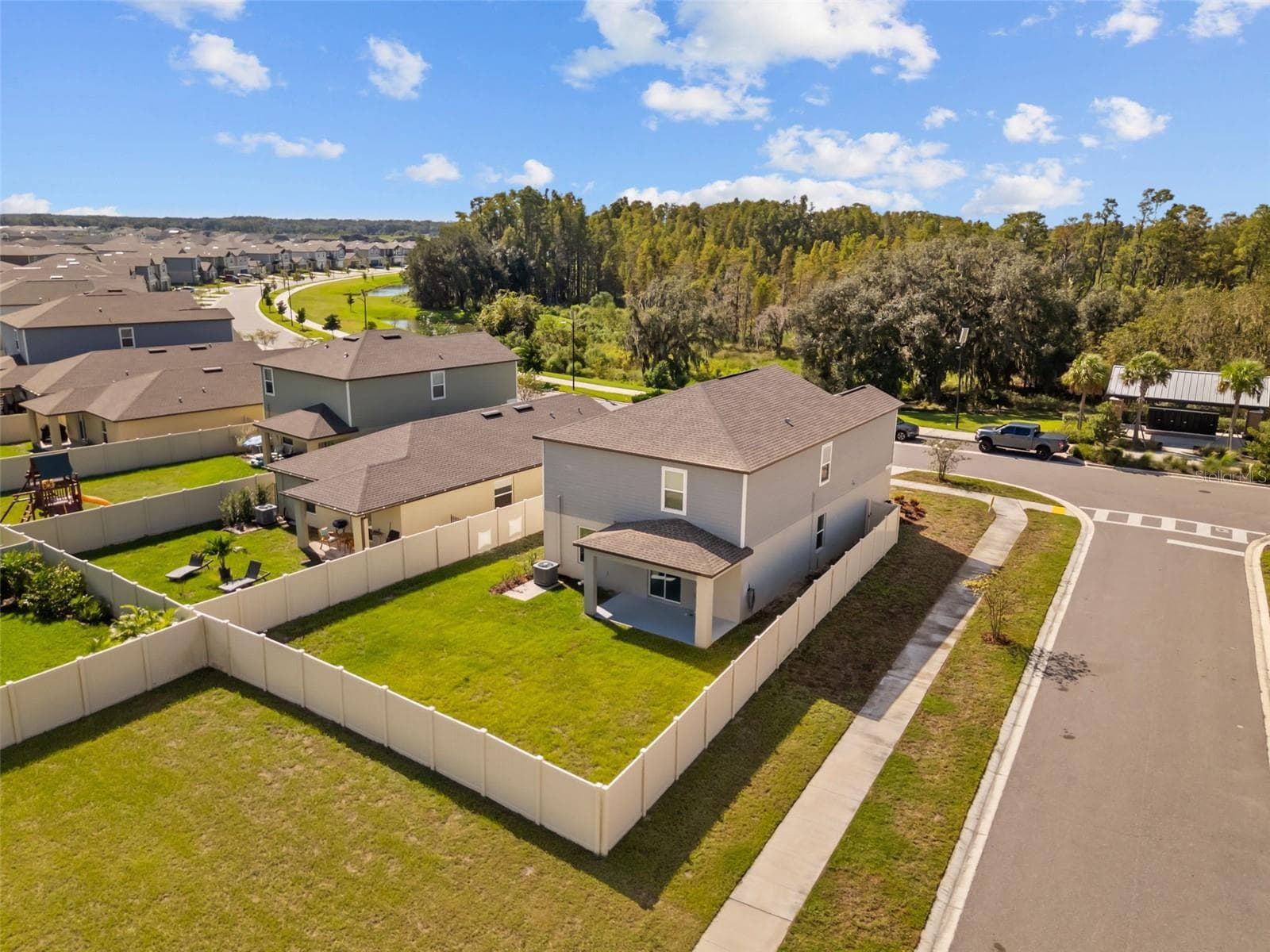 Single Family Residence at 11069 FLOURISH DR, LAND O LAKES, photo 27 of 33