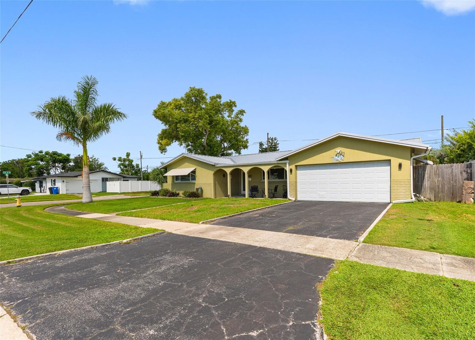Single Family Residence at 5893 34TH AVE N, ST PETERSBURG, photo 16 of 85