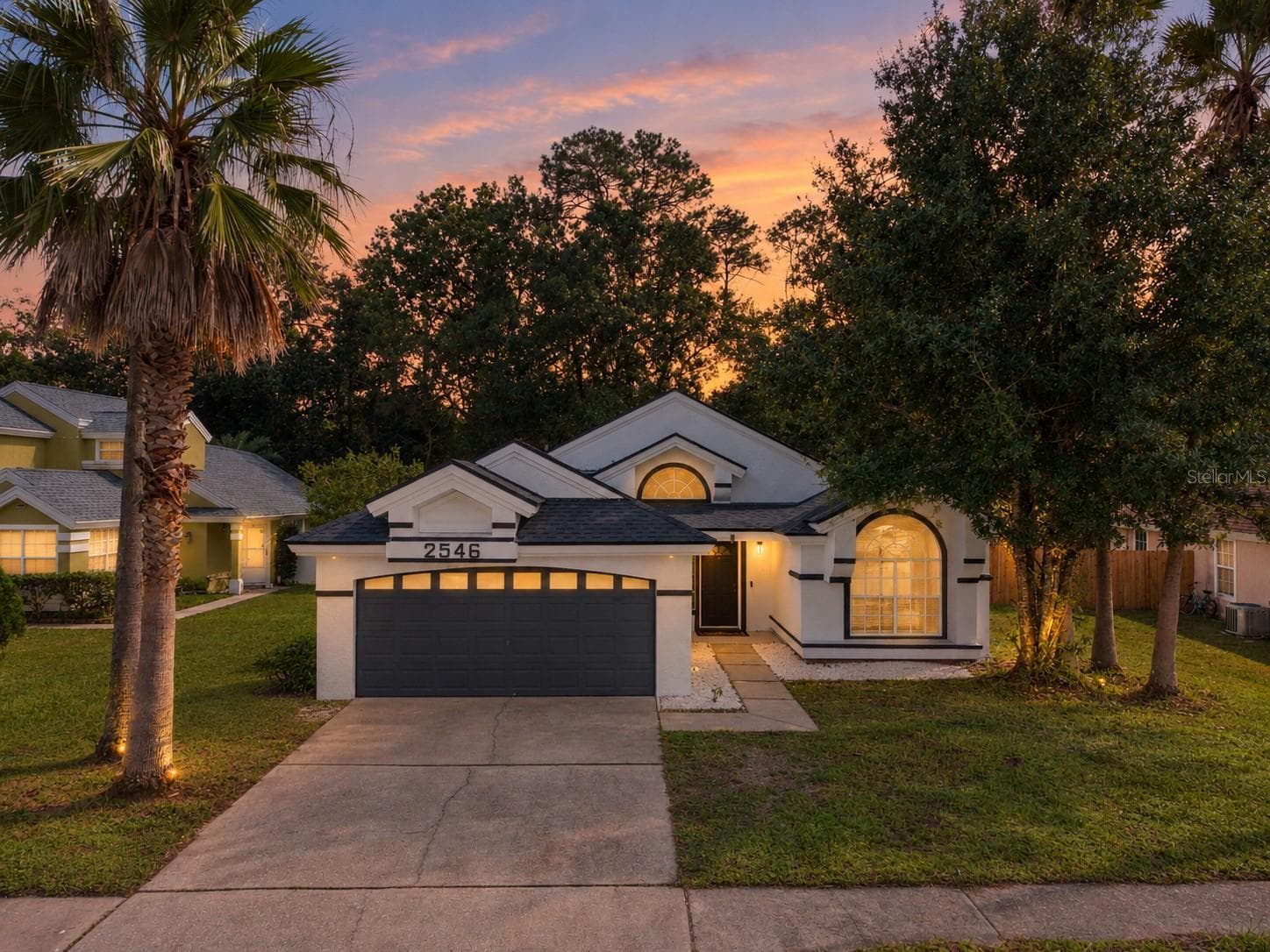 Single Family Residence at 2546 DAVENPORT CIR, KISSIMMEE, photo 2 of 44