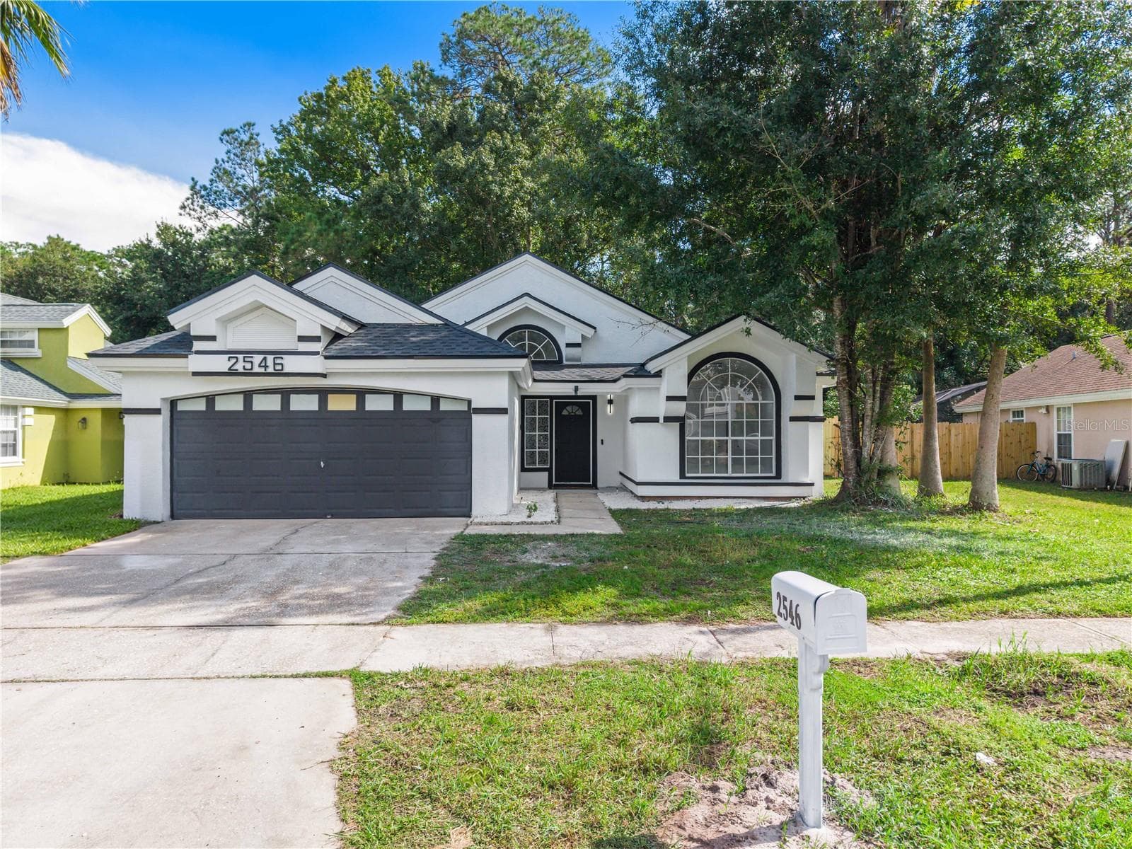 Single Family Residence at 2546 DAVENPORT CIR, KISSIMMEE, photo 5 of 44