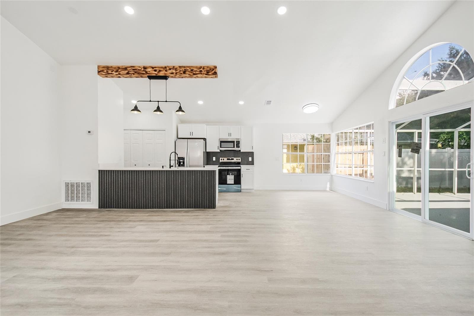Single Family Residence at 2546 DAVENPORT CIR, KISSIMMEE, photo 21 of 44