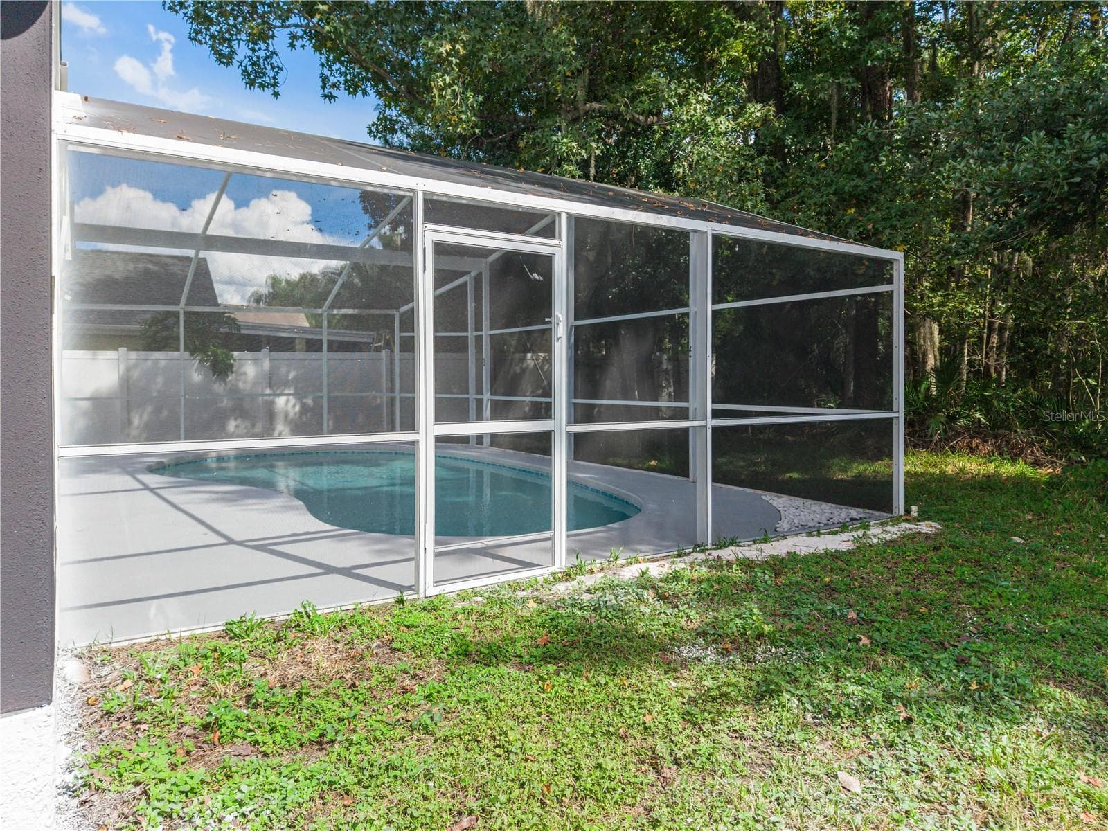 Single Family Residence at 2546 DAVENPORT CIR, KISSIMMEE, photo 41 of 44