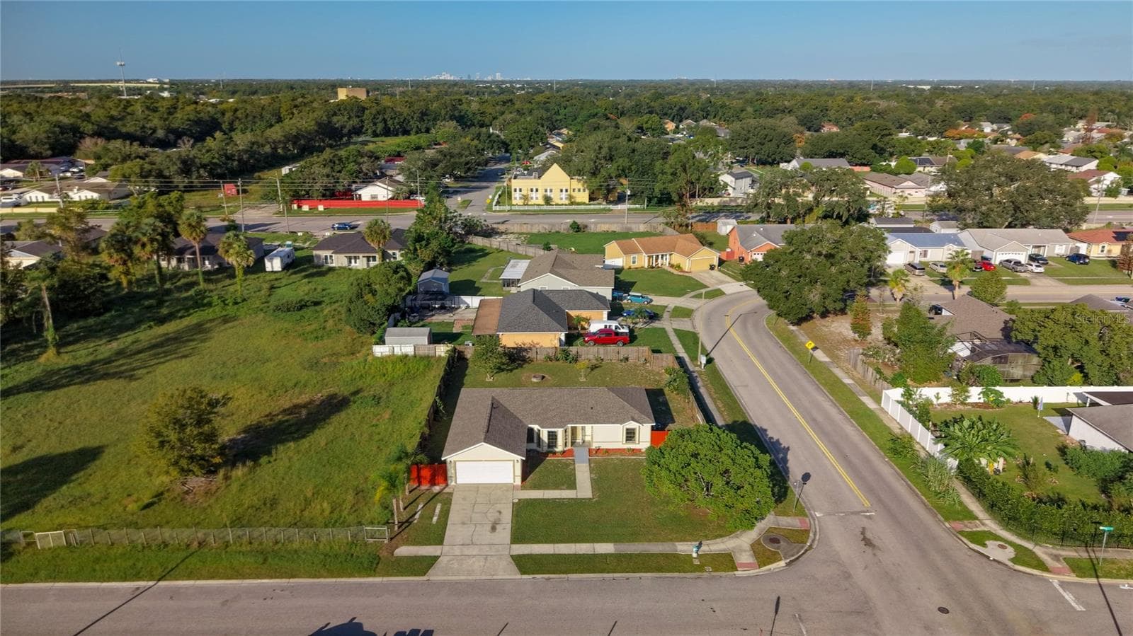 Single Family Residence at 864 WAGES WAY, ORLANDO, photo 2 of 40