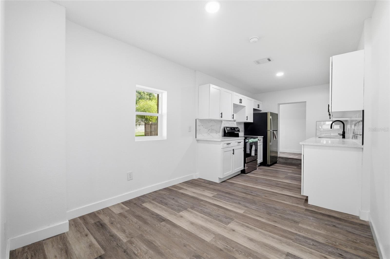 Single Family Residence at 1707 E FRIERSON AVE, TAMPA, photo 10 of 31