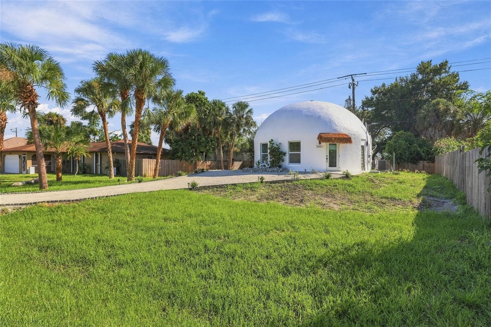 Single Family Residence at 2881 GENTIAN RD, VENICE, photo 5 of 31