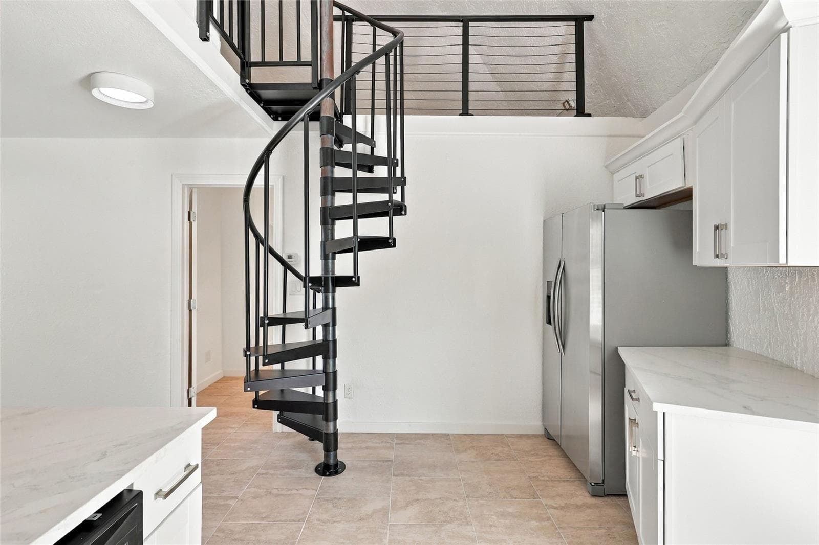 Single Family Residence at 2881 GENTIAN RD, VENICE, photo 15 of 31
