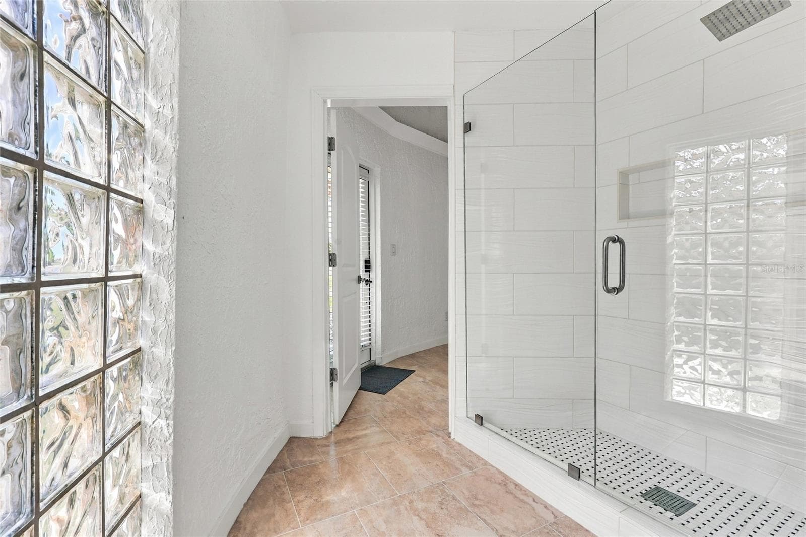 Single Family Residence at 2881 GENTIAN RD, VENICE, photo 23 of 31