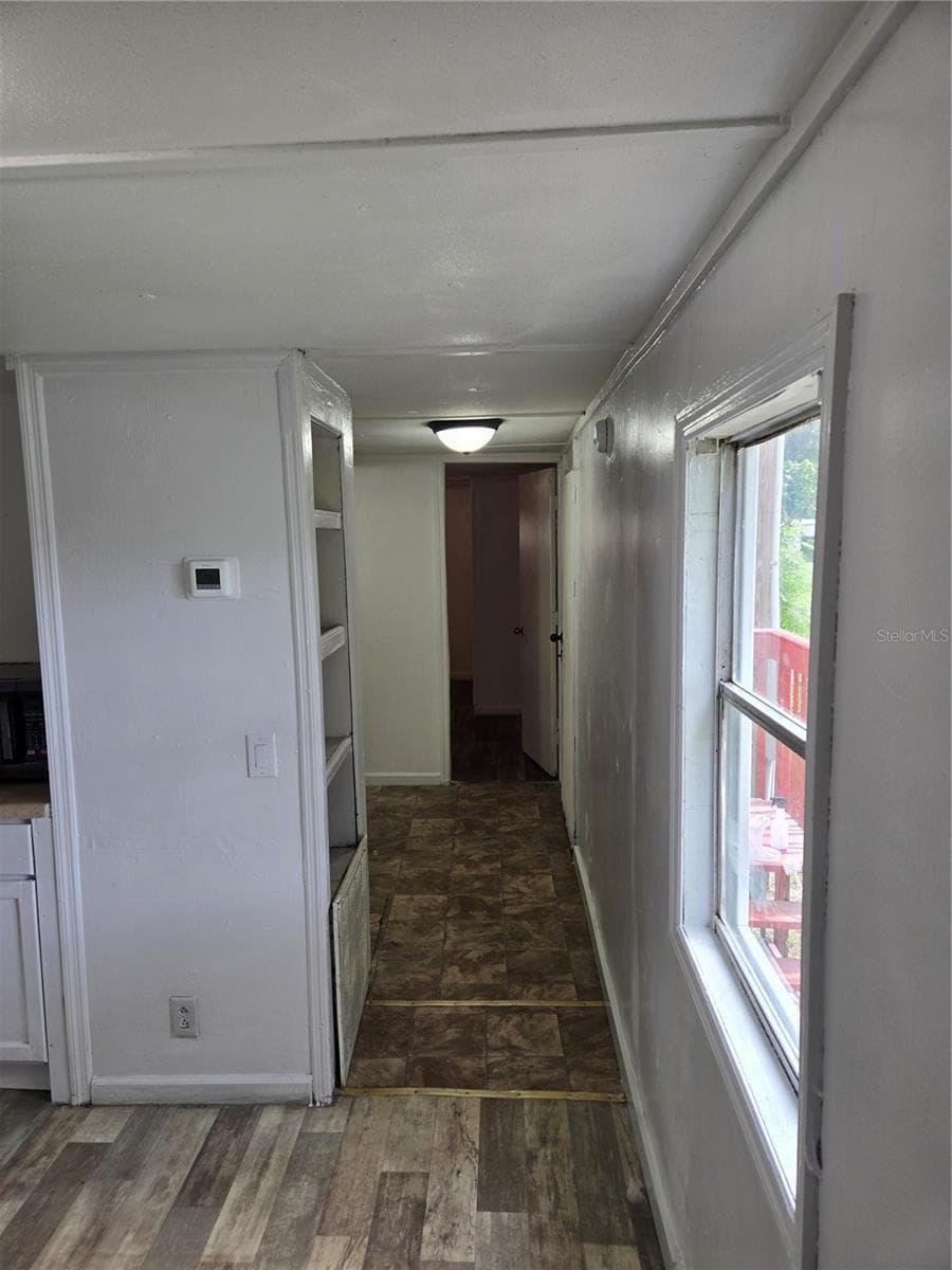 Quadruplex at 12515 FOUR OAKS RD, TAMPA, photo 15 of 25