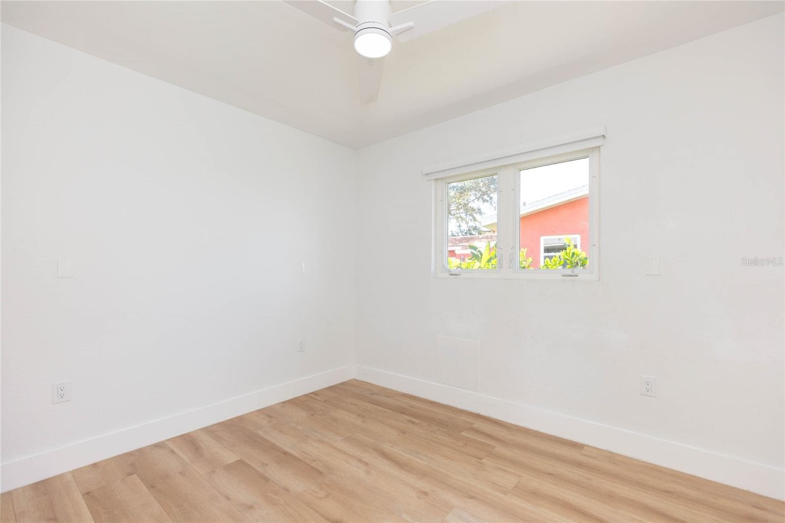 Single Family Residence at 7160 S S, SHORE DR DR, SOUTH PASADENA, photo 21 of 55