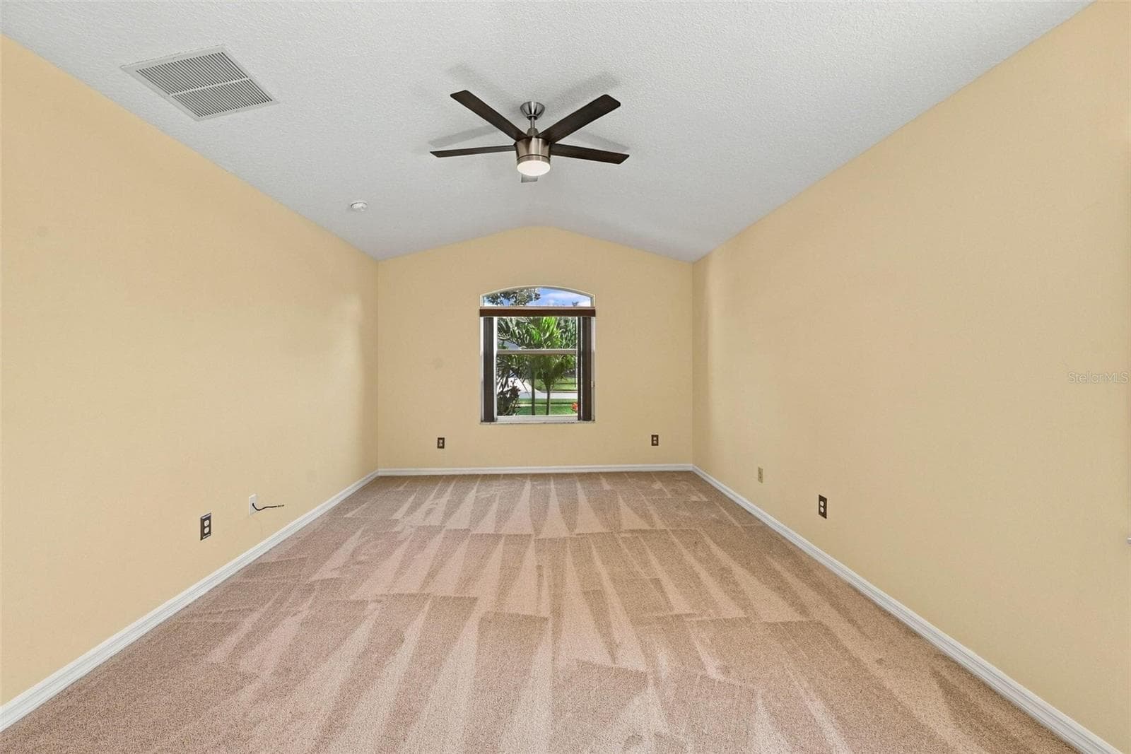 Single Family Residence at 1071 PRINCETON DR, CLERMONT, photo 17 of 30