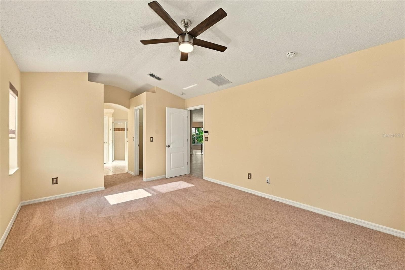 Single Family Residence at 1071 PRINCETON DR, CLERMONT, photo 18 of 30
