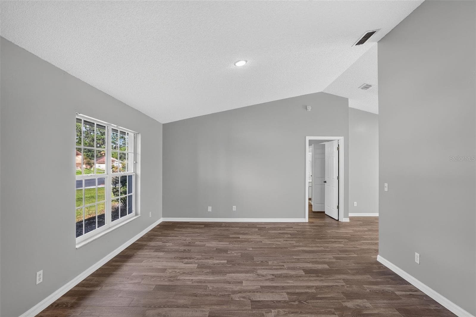Single Family Residence at 4708 WINDWOOD DR, KISSIMMEE, photo 11 of 55