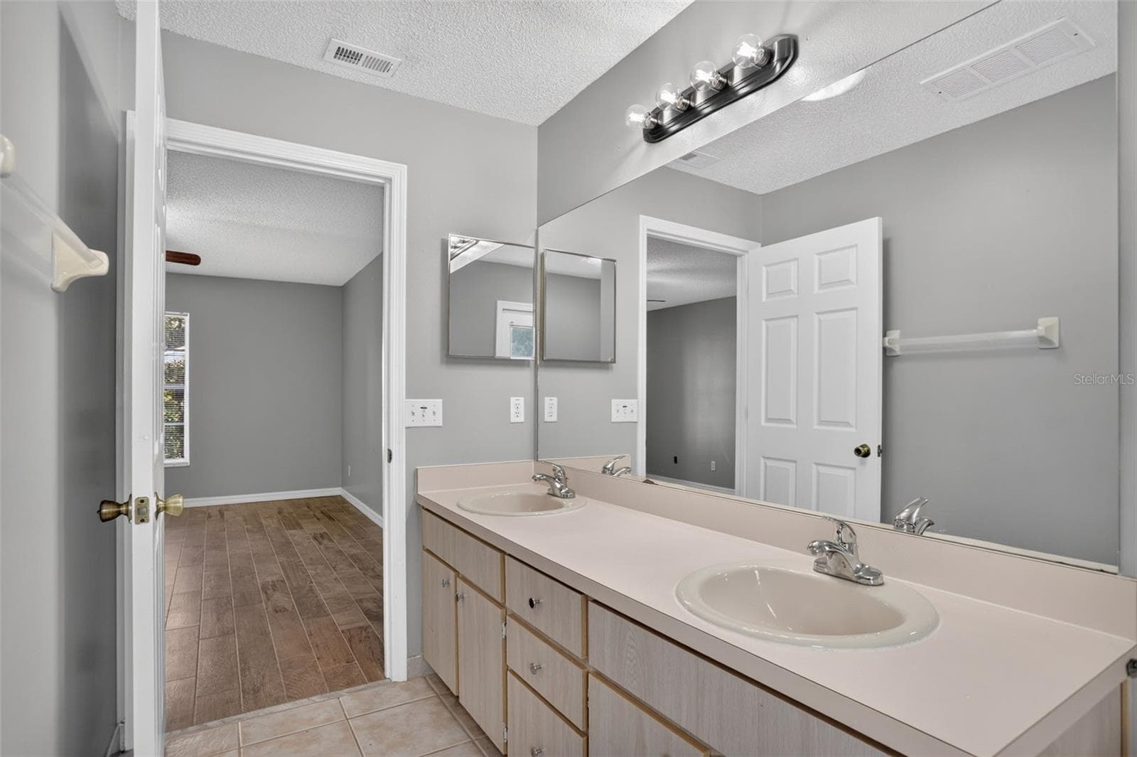 Single Family Residence at 4708 WINDWOOD DR, KISSIMMEE, photo 27 of 55
