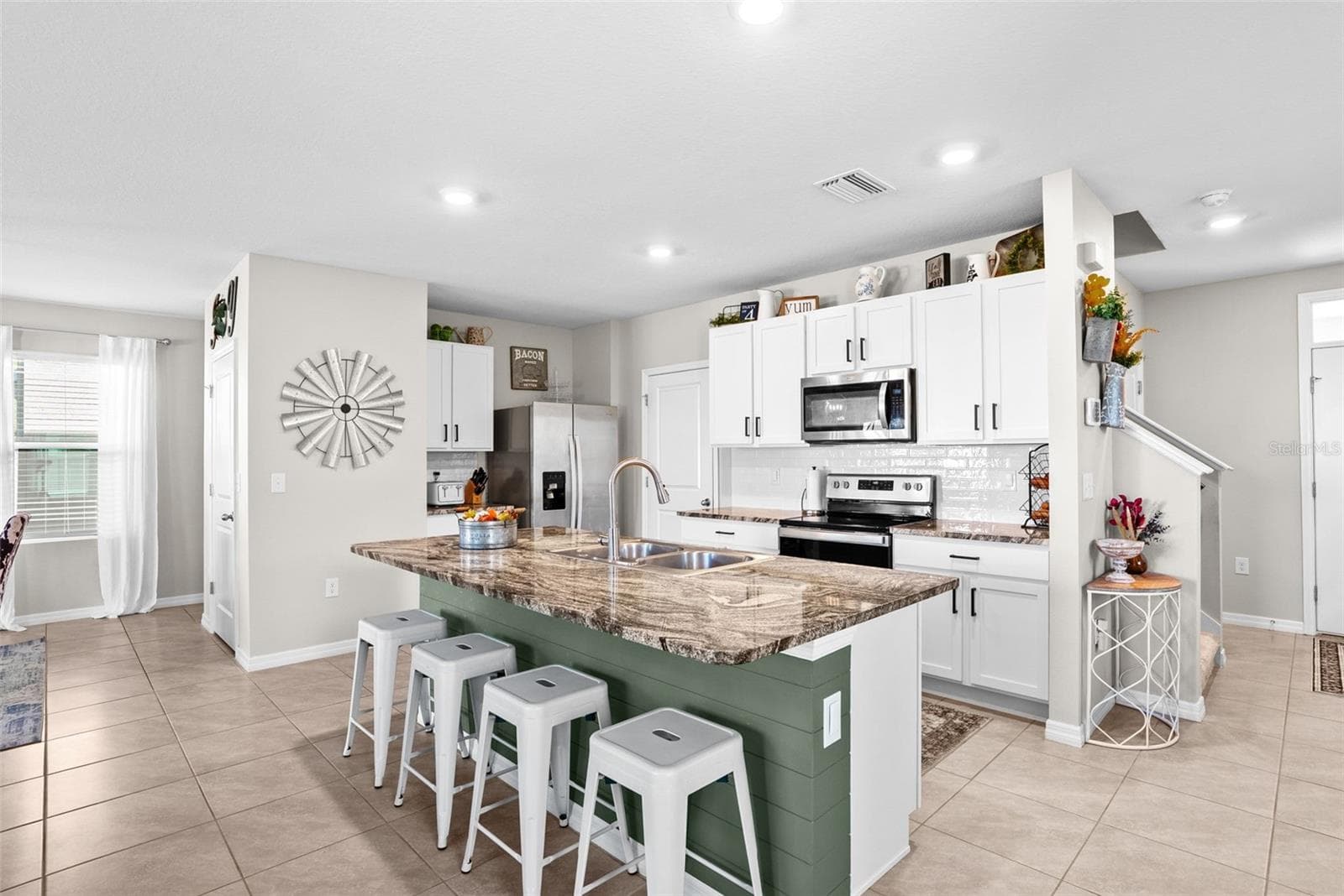 Kitchen - 2401 MOON SHADOW RD, NEW PORT RICHEY