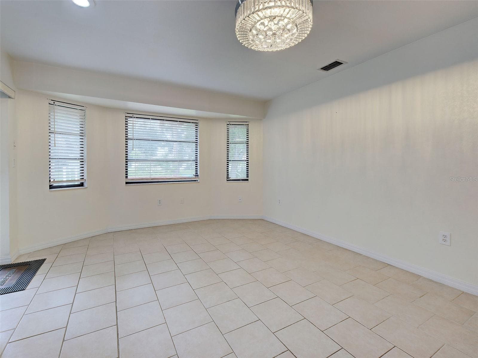 Family room - 397 DORCHESTER ST, PORT CHARLOTTE