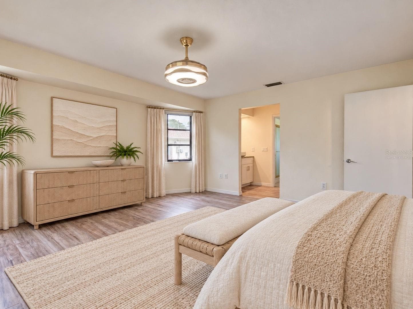 Virtually Staged - 397 DORCHESTER ST, PORT CHARLOTTE