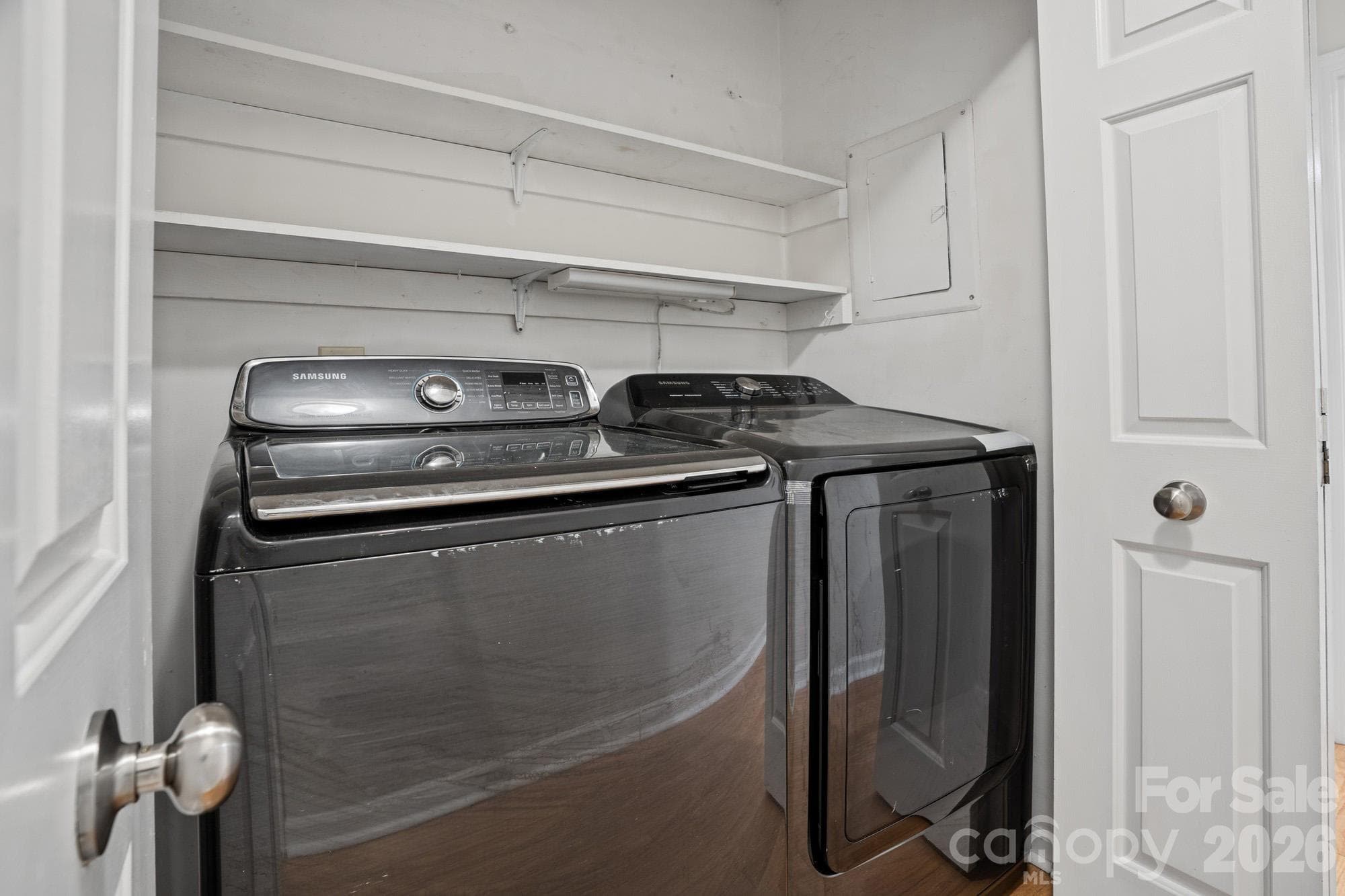 Single Family Residence at 16 Woodvine Lane, Clover, photo 23 of 43