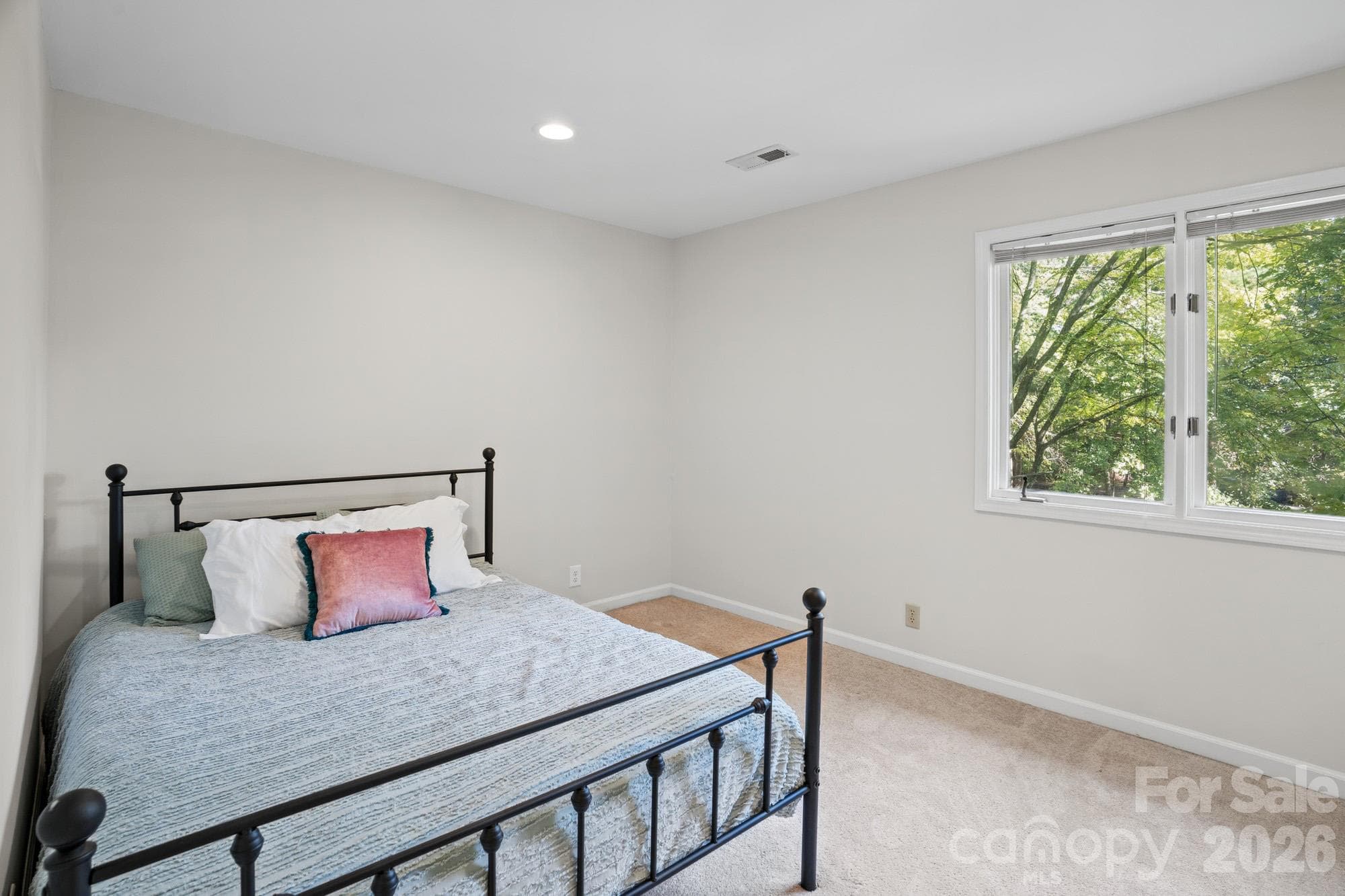 Single Family Residence at 16 Woodvine Lane, Clover, photo 30 of 43
