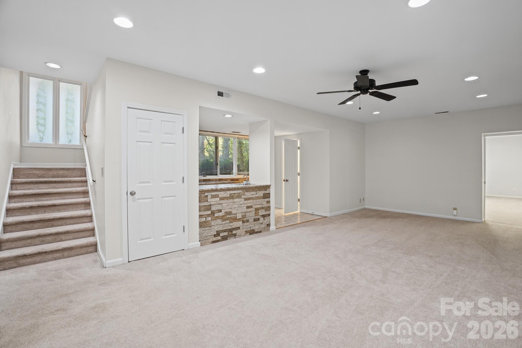 Single Family Residence at 16 Woodvine Lane, Clover, photo 38 of 43