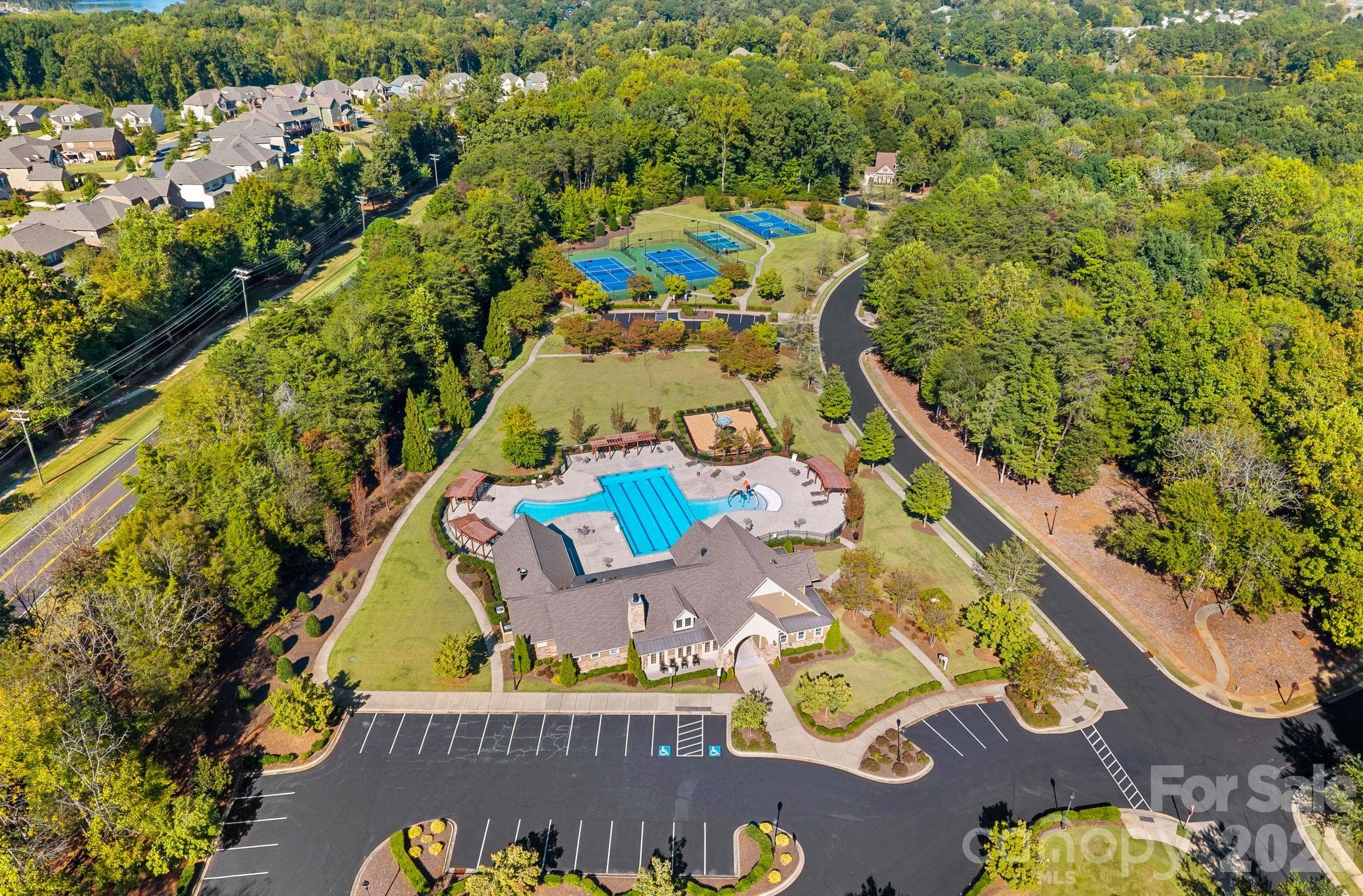 Single Family Residence at 11237 Black Brant Lane, Charlotte, photo 31 of 34