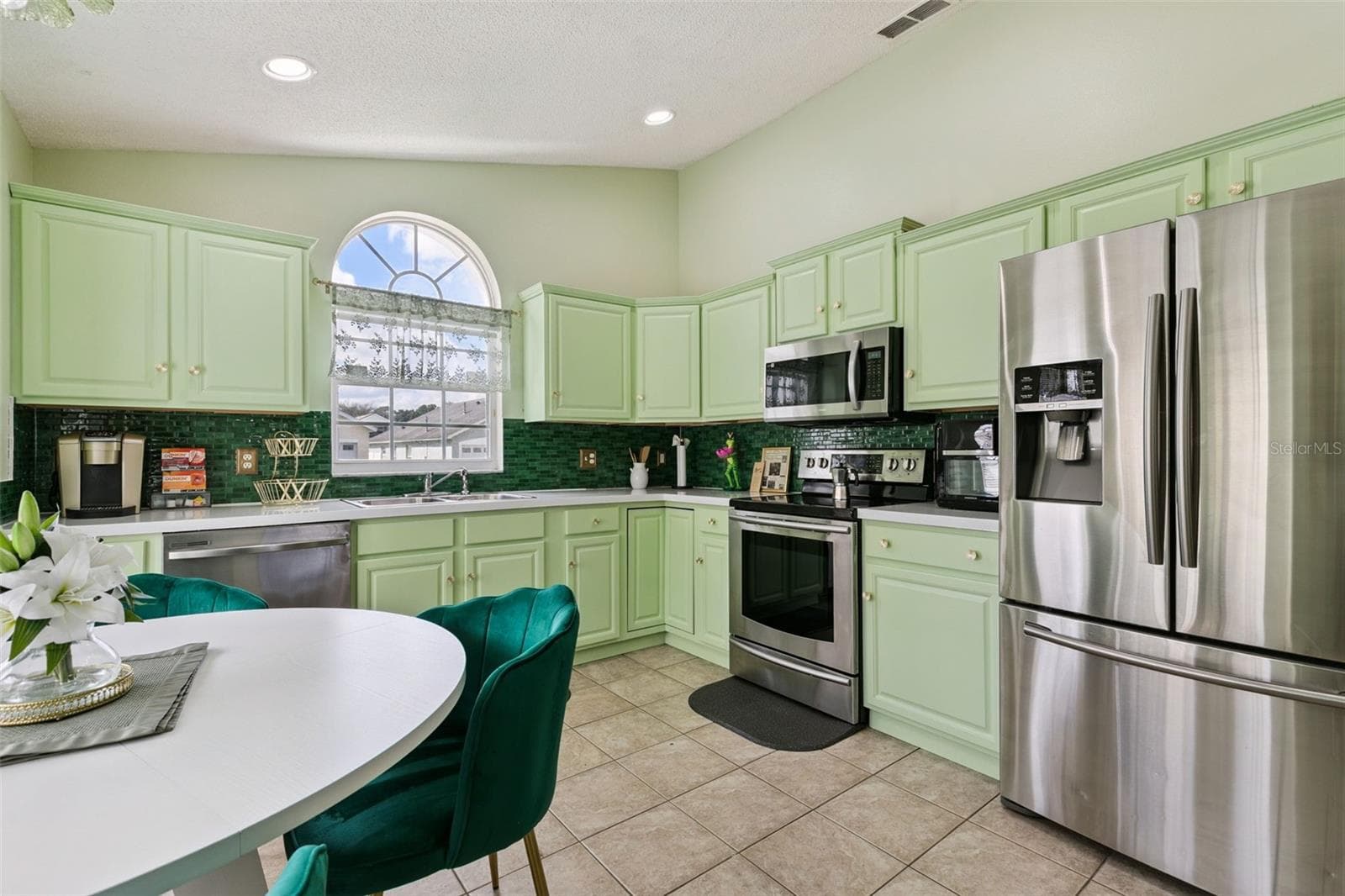 Single Family Residence at 8095 INDIAN CREEK BLVD, KISSIMMEE, photo 11 of 43