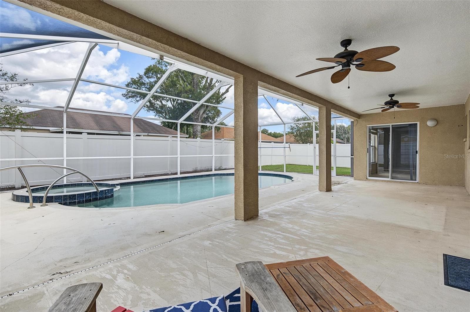 Single Family Residence at 5809 BLACK WALNUT CT, TAMPA, photo 26 of 31