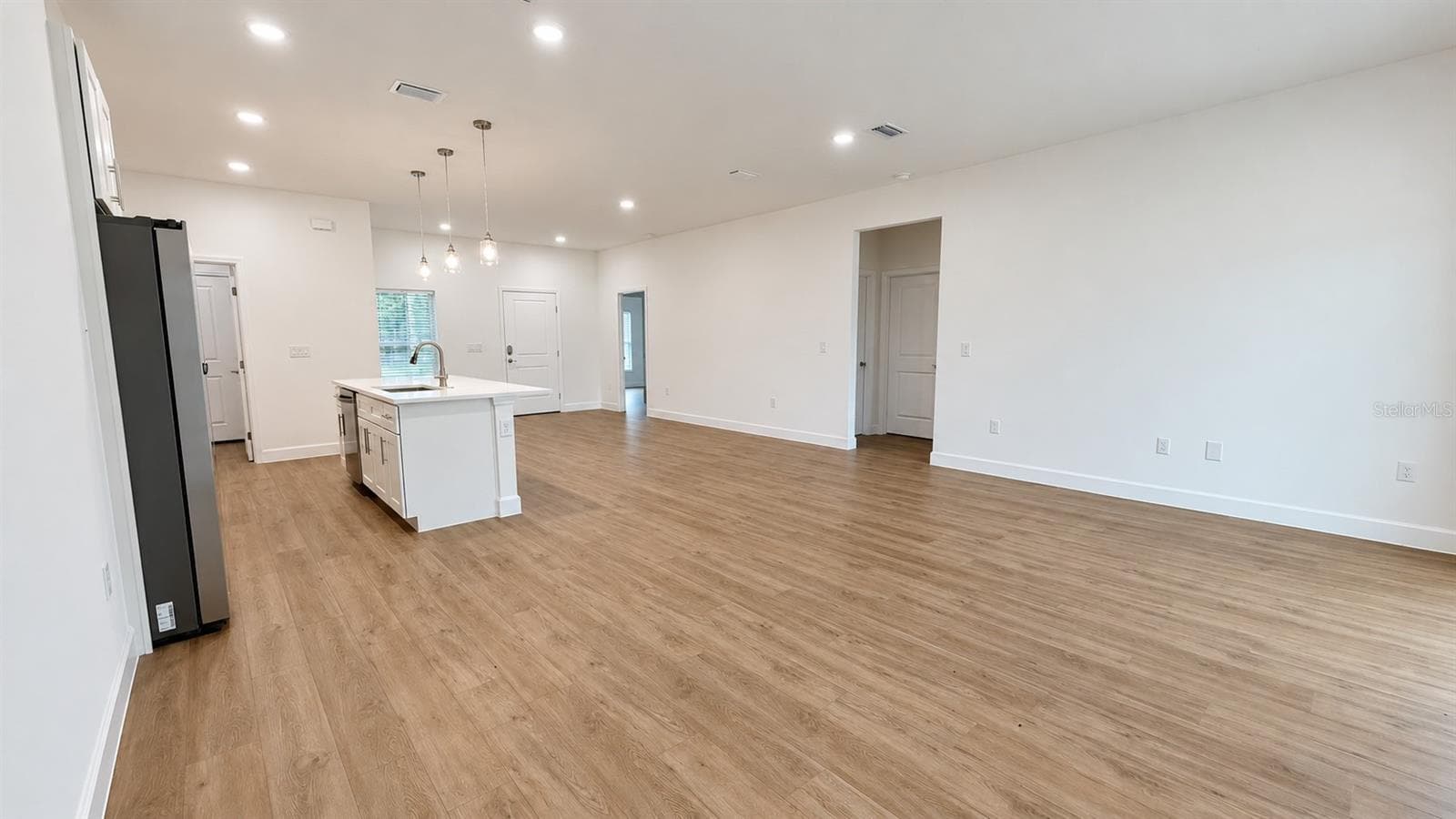 Single Family Residence at 16769 SW 47TH CT RD, OCALA, photo 16 of 34