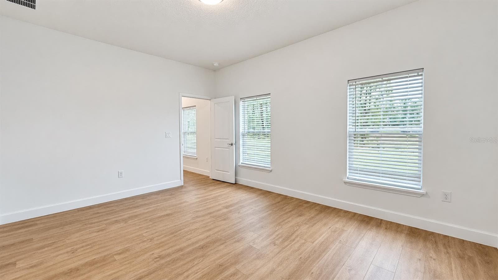 Single Family Residence at 16769 SW 47TH CT RD, OCALA, photo 18 of 34